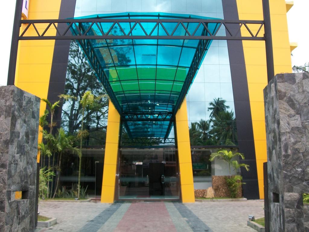 Hotel Kamrel Kurunegala Exterior photo